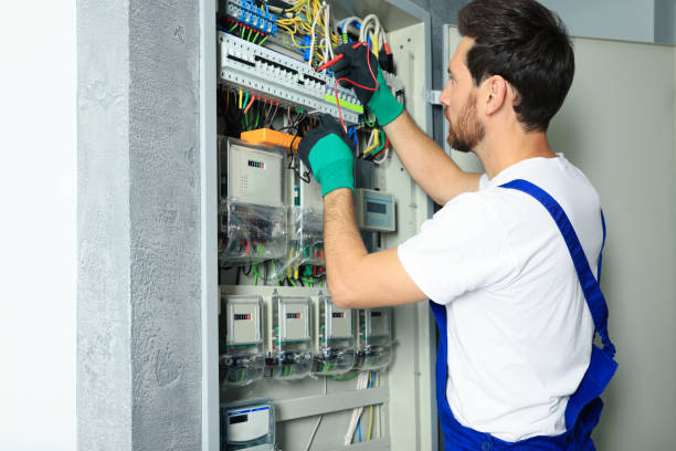 Best Circuit Breaker Repair  in Abilene, KS